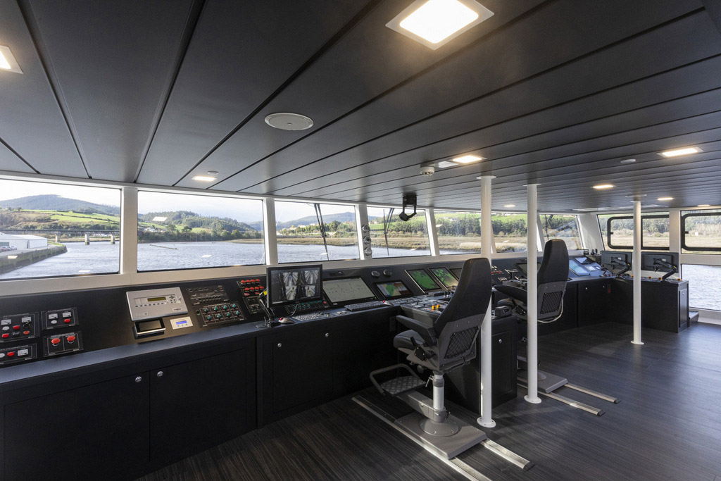 PASSENGER VESSELS 7